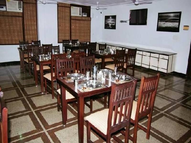 The Urmi Hotell Haridwār Exteriör bild
